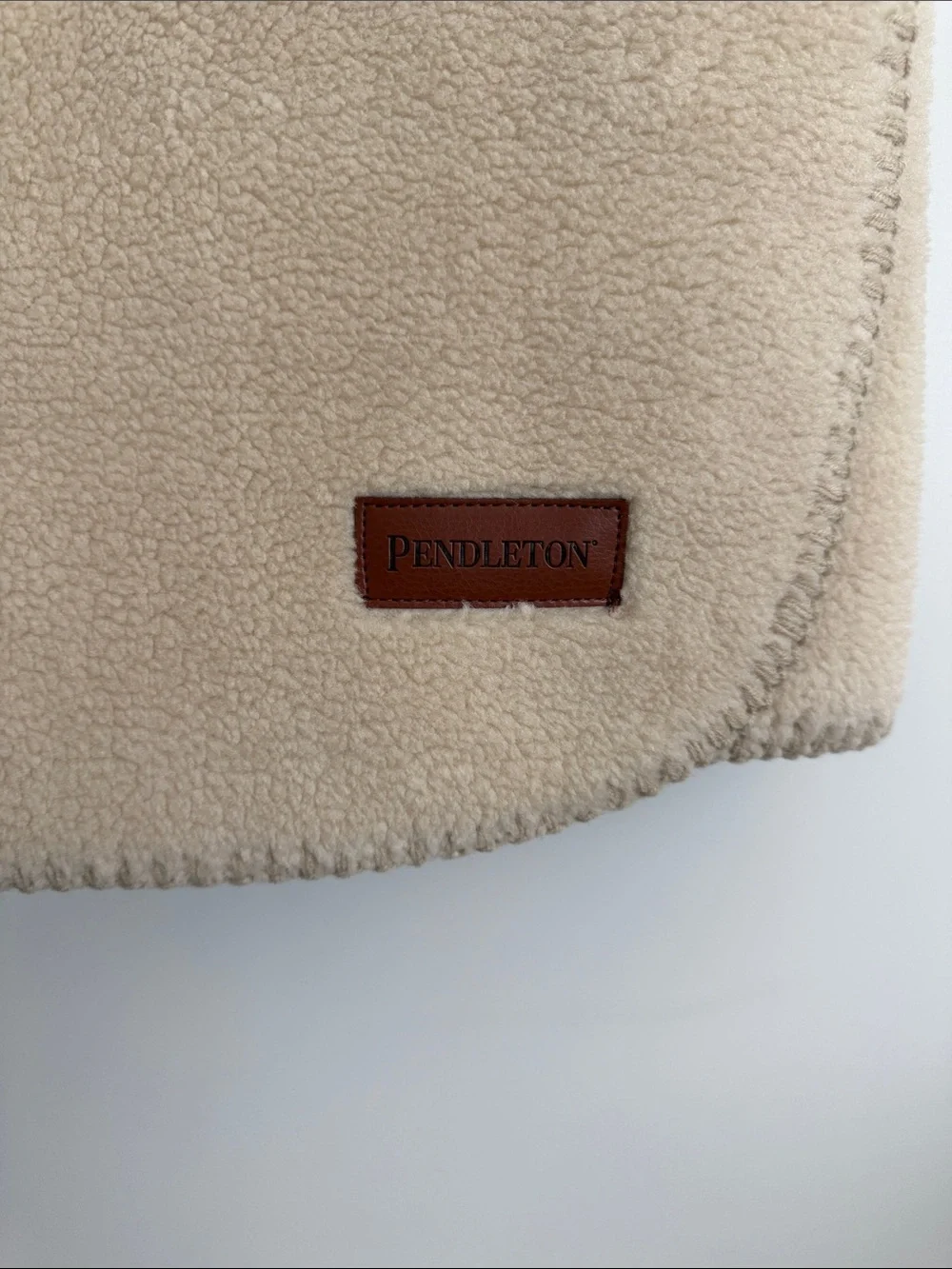 NWT Pendleton Throw Blanket